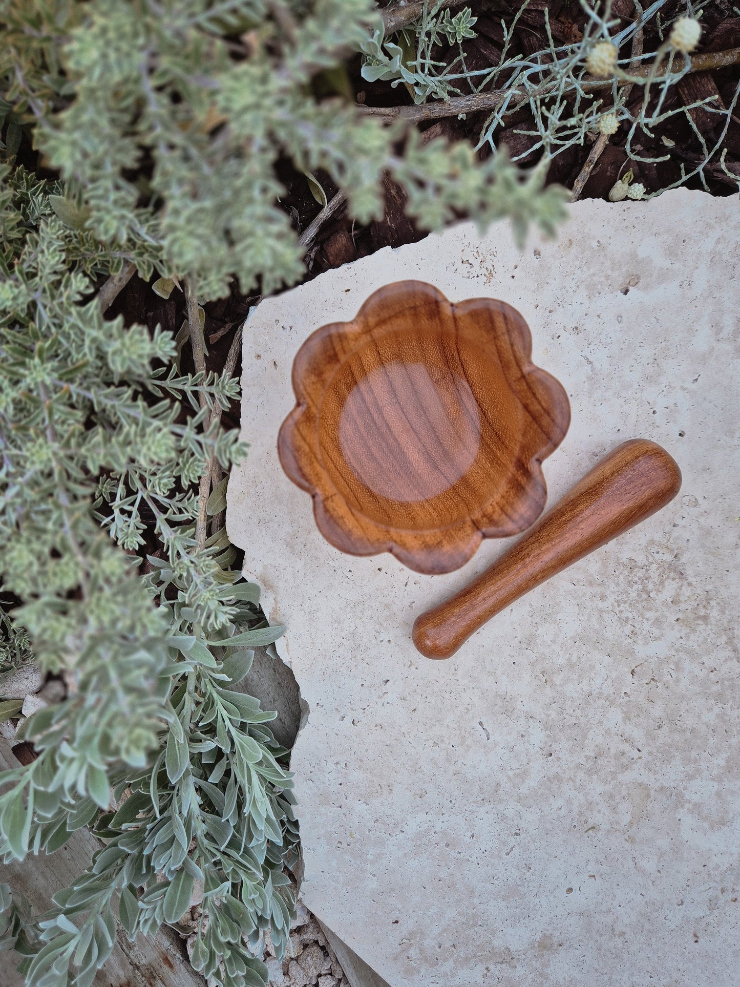 Petal & Pestle